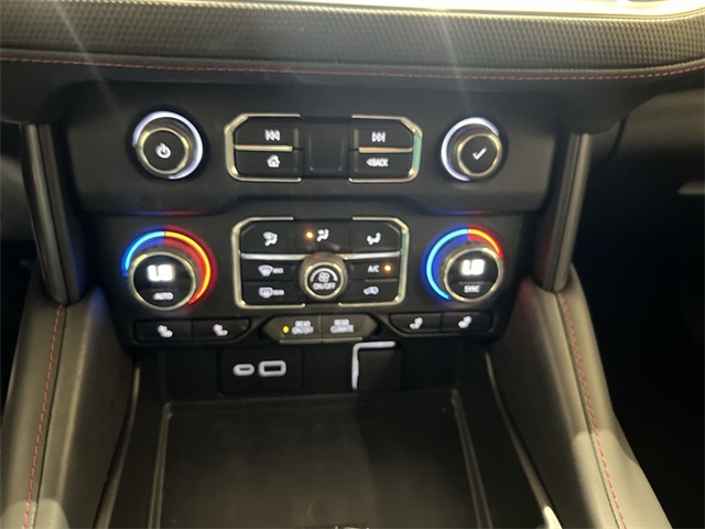 2023 Chevrolet Tahoe RST photo 16