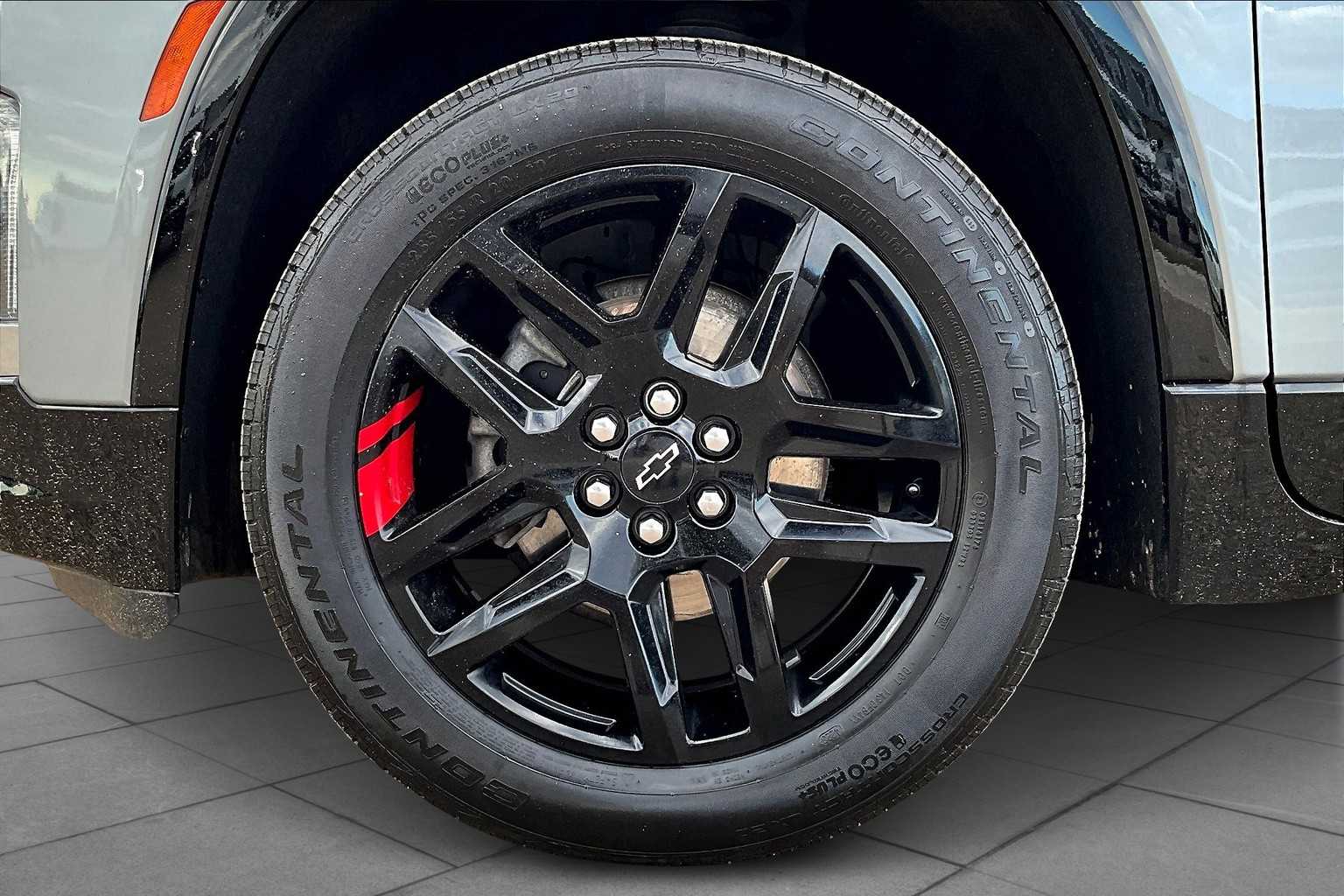2023 Chevrolet Traverse Premier photo 6