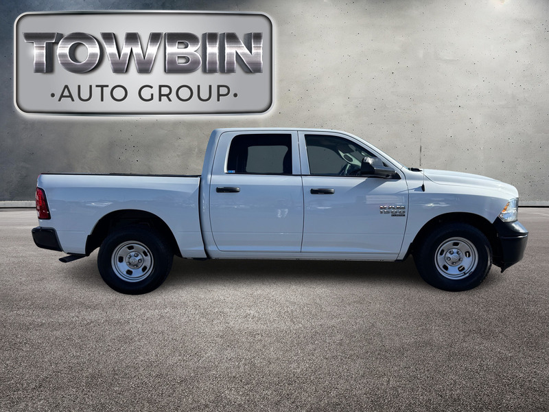 2022 Ram 1500 Classic Tradesman photo 3