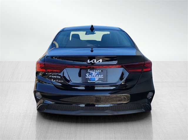 2023 Kia Forte LXS photo 5