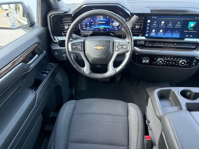 2022 Chevrolet Silverado 1500 LT photo 24