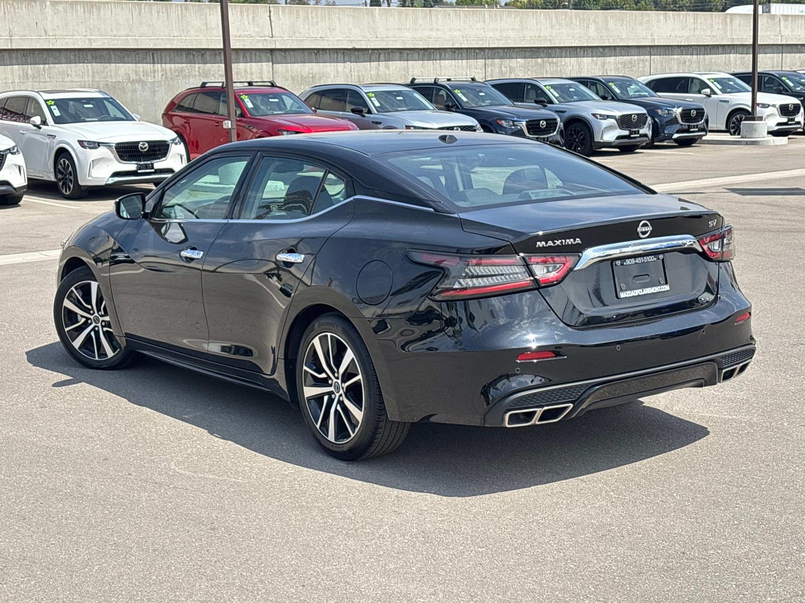 2023 Nissan Maxima SV photo 5