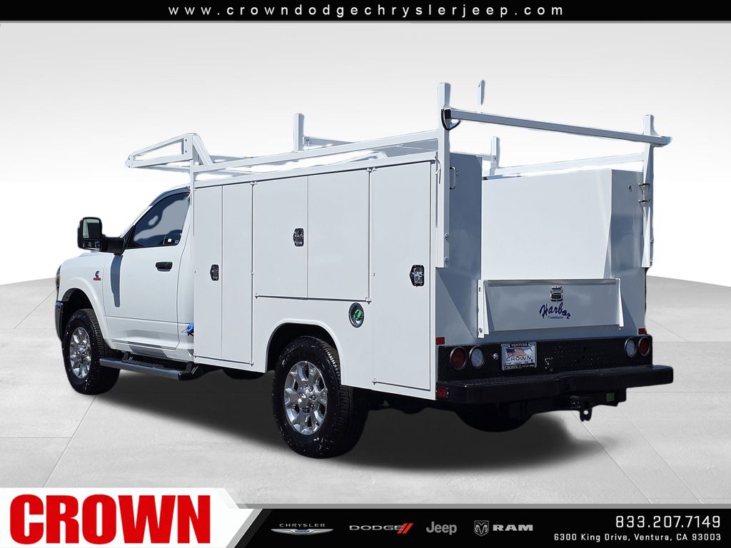 2024 Ram 3500 Tradesman photo 3