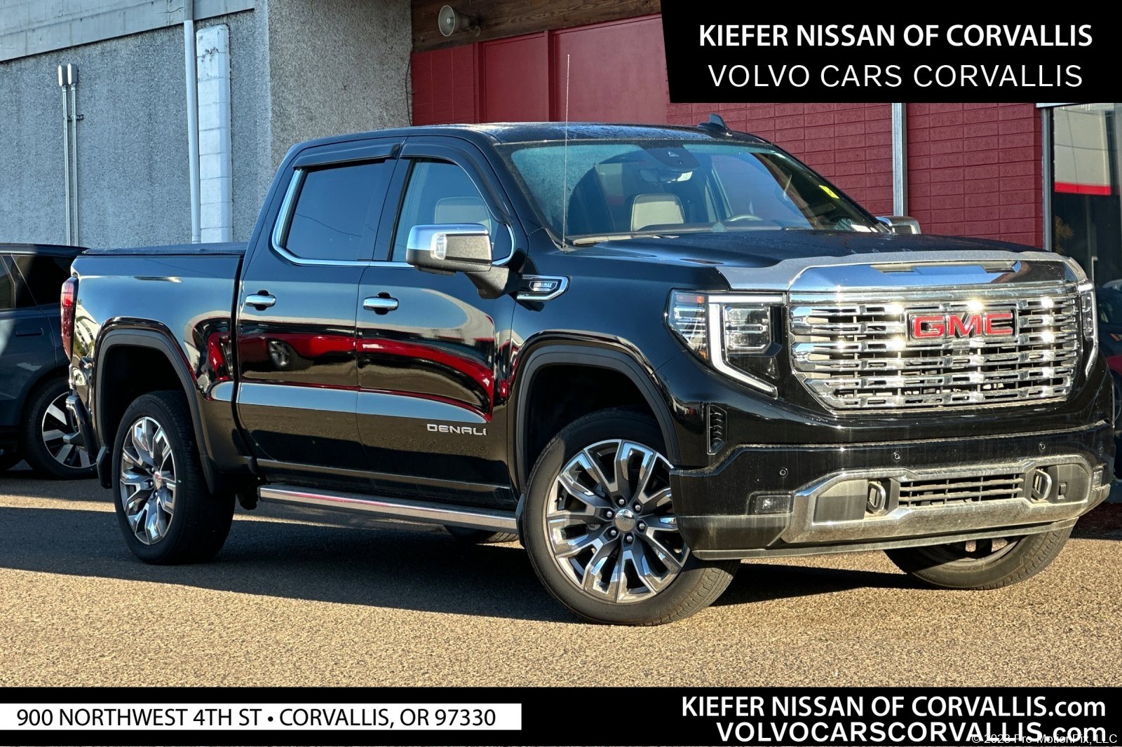 2024 GMC Sierra 1500 Denali's photo