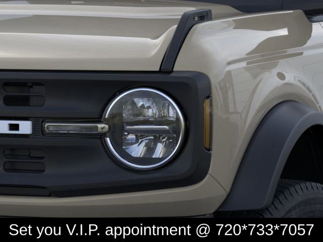 2025 Ford Bronco Base photo 17