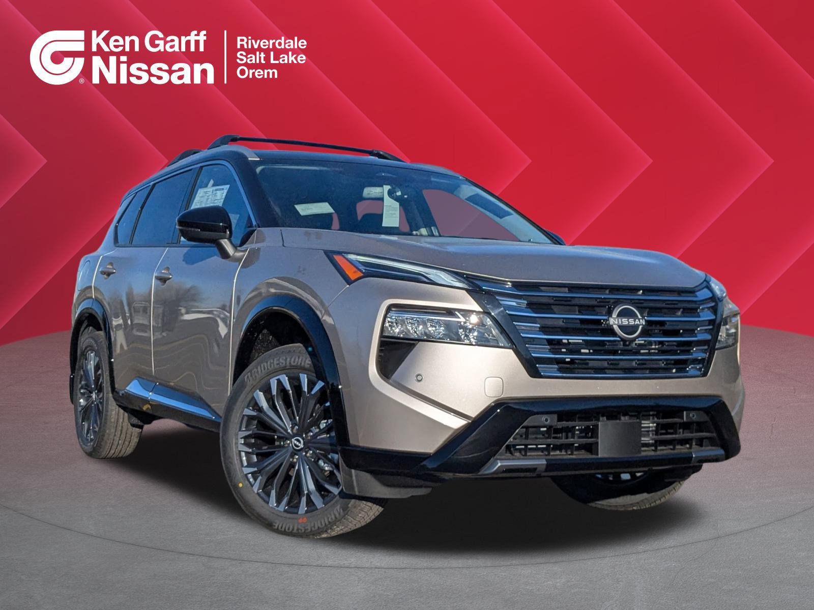 2026 Nissan Rogue Platinum's photo