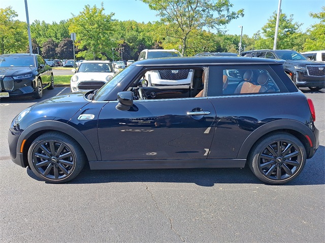 2020 Mini Cooper 2 Door Hardtop S Iconic photo 8