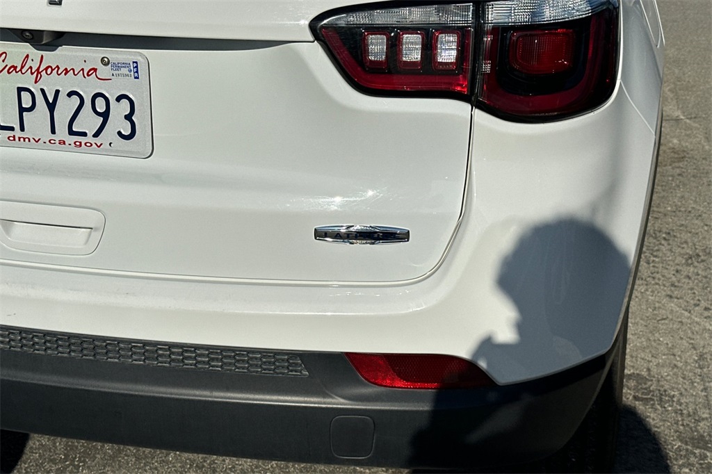 2024 Jeep Compass Latitude photo 4