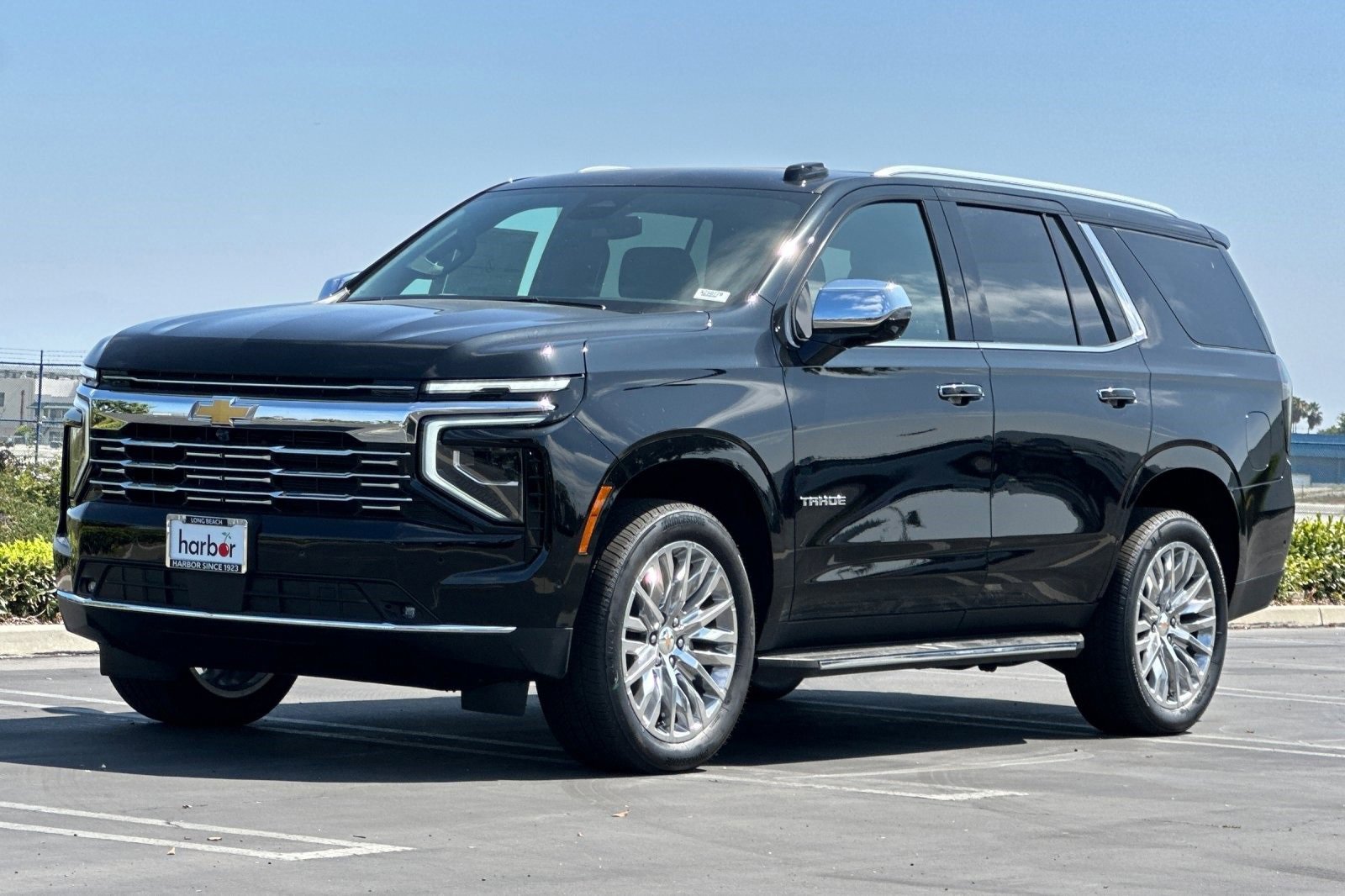 2025 Chevrolet Tahoe Premier photo 6