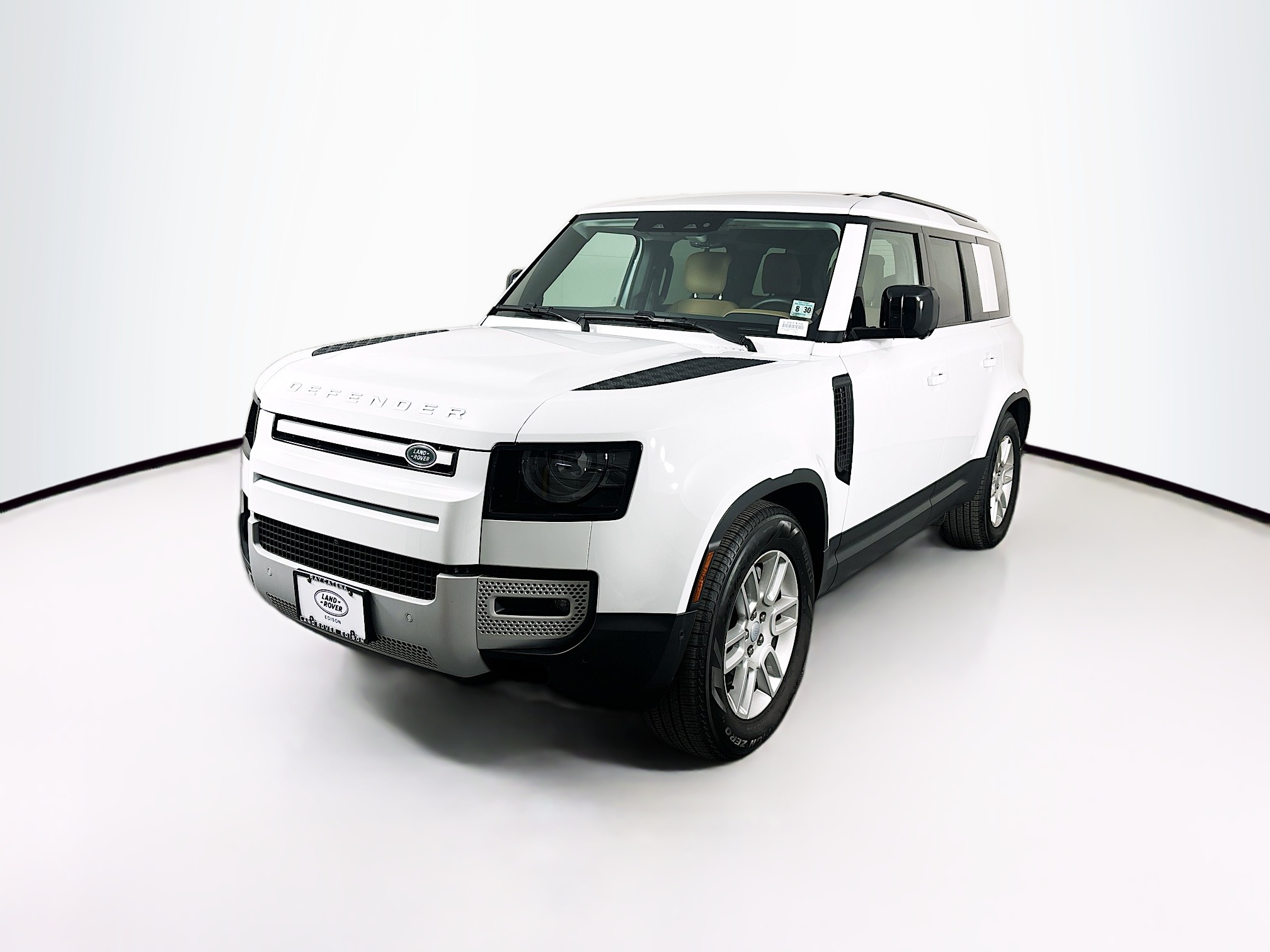 2025 Land Rover Defender S's photo