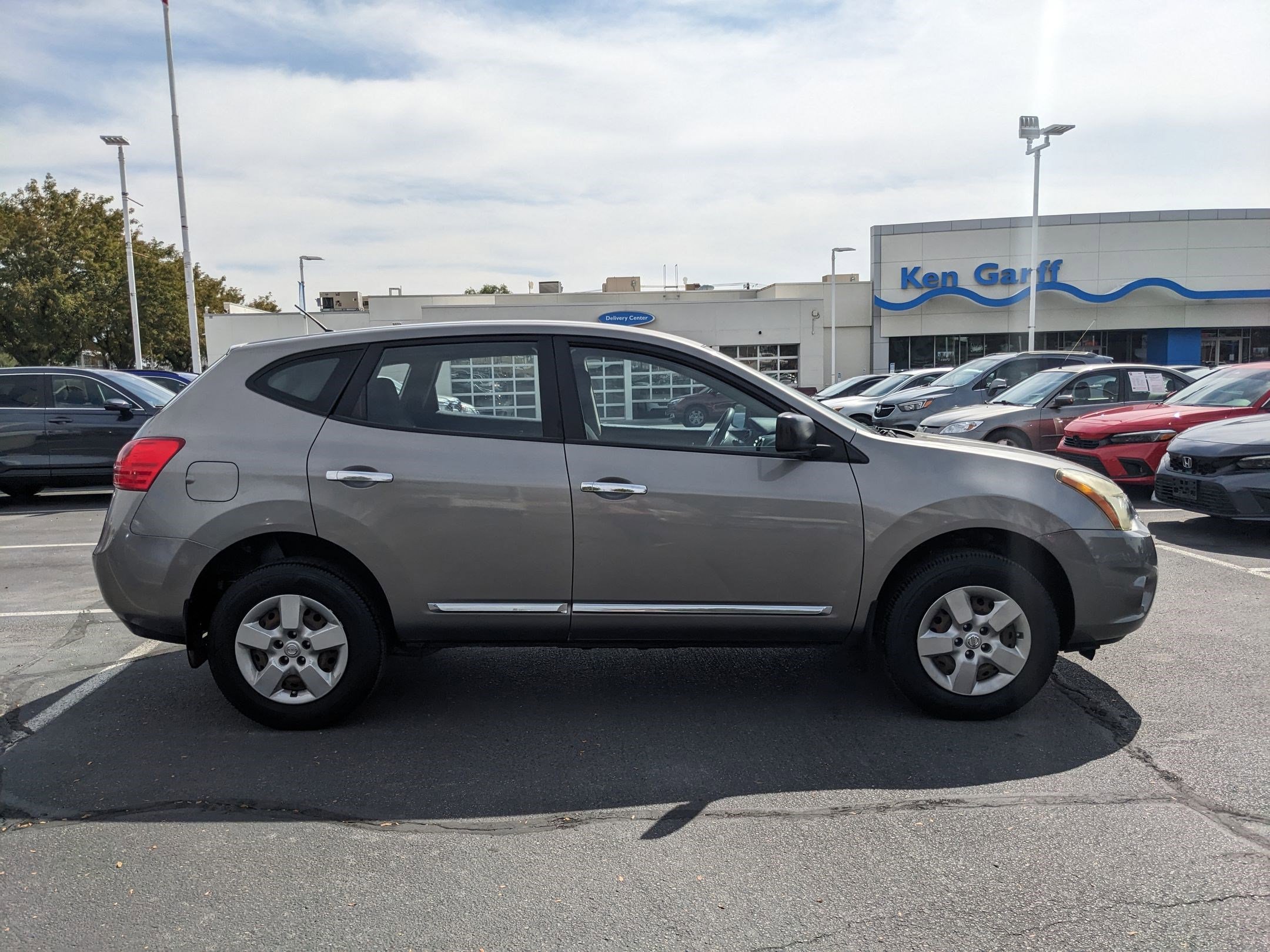 Used 2014 Nissan Rogue Select S with VIN JN8AS5MV6EW701040 for sale in Salt Lake City, UT