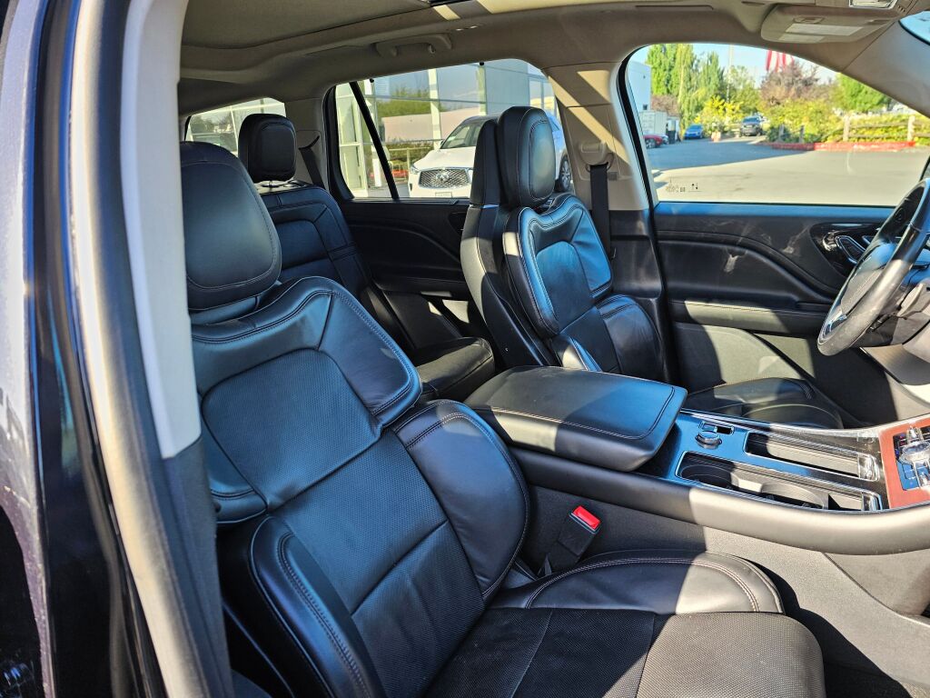2020 Lincoln Aviator Grand Touring photo 13