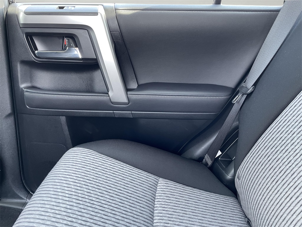 2024 Toyota 4Runner SR5 photo 21