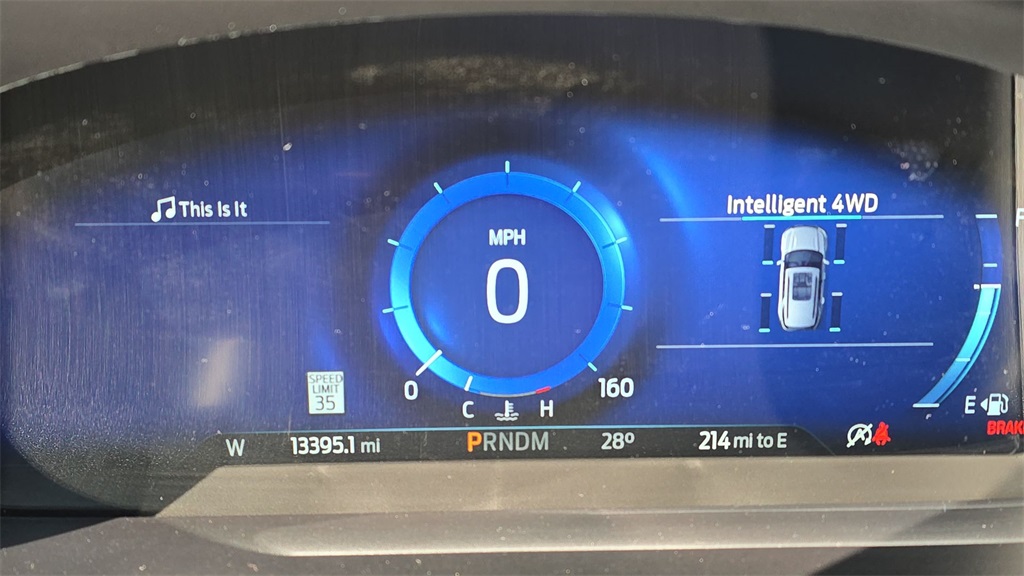 2023 Ford Explorer ST photo 12