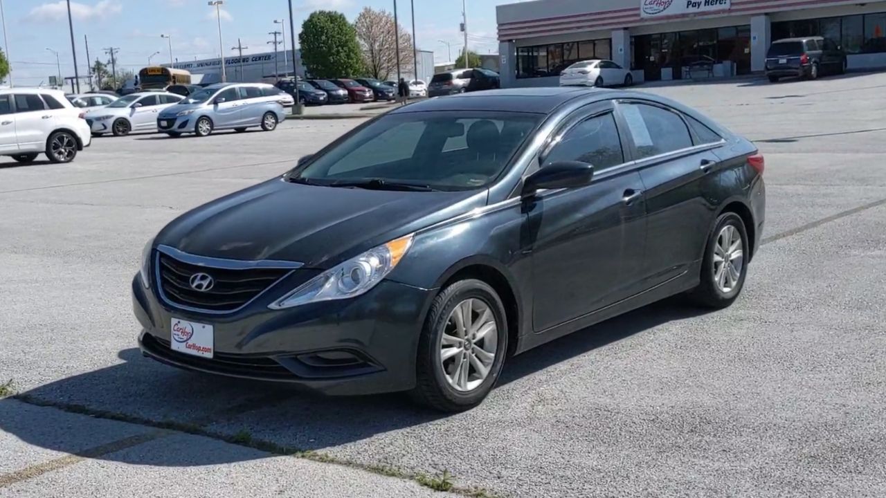 2013 Hyundai Sonata GLS photo 4