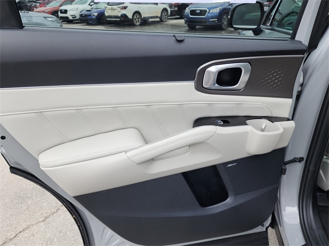 2026 Kia Sorento SX photo 12