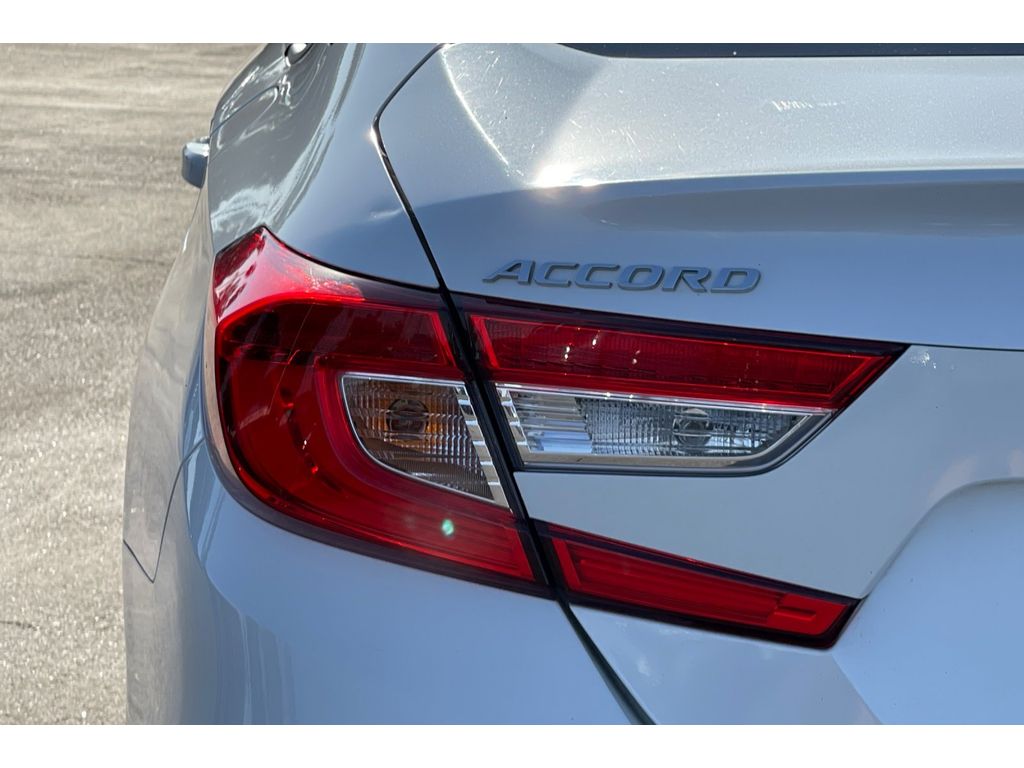 2020 Honda Accord LX photo 13
