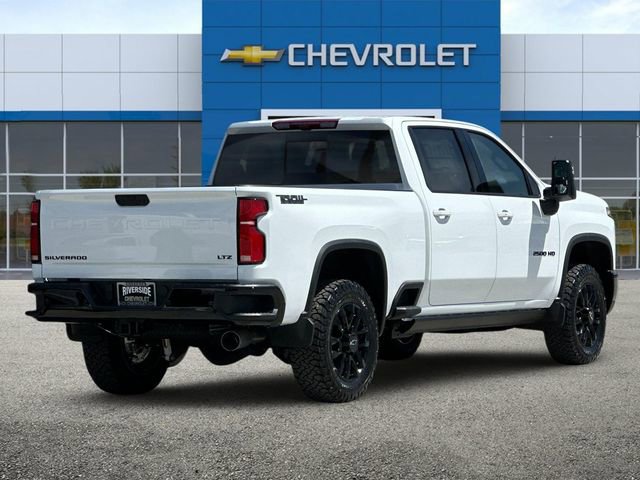 2025 Chevrolet Silverado 2500HD LTZ photo 4