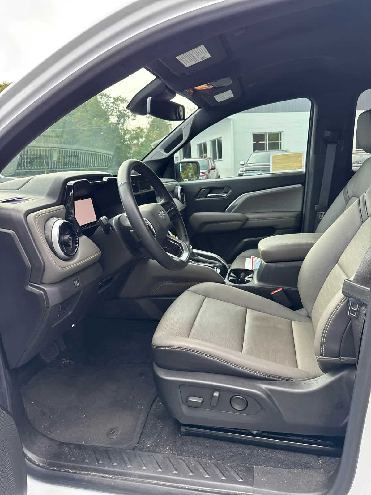 2023 Chevrolet Colorado ZR2 photo 10