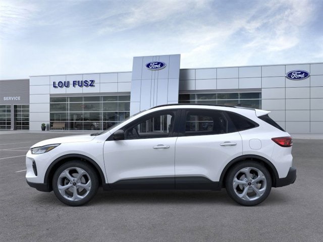 2025 Ford Escape ST-Line photo 2