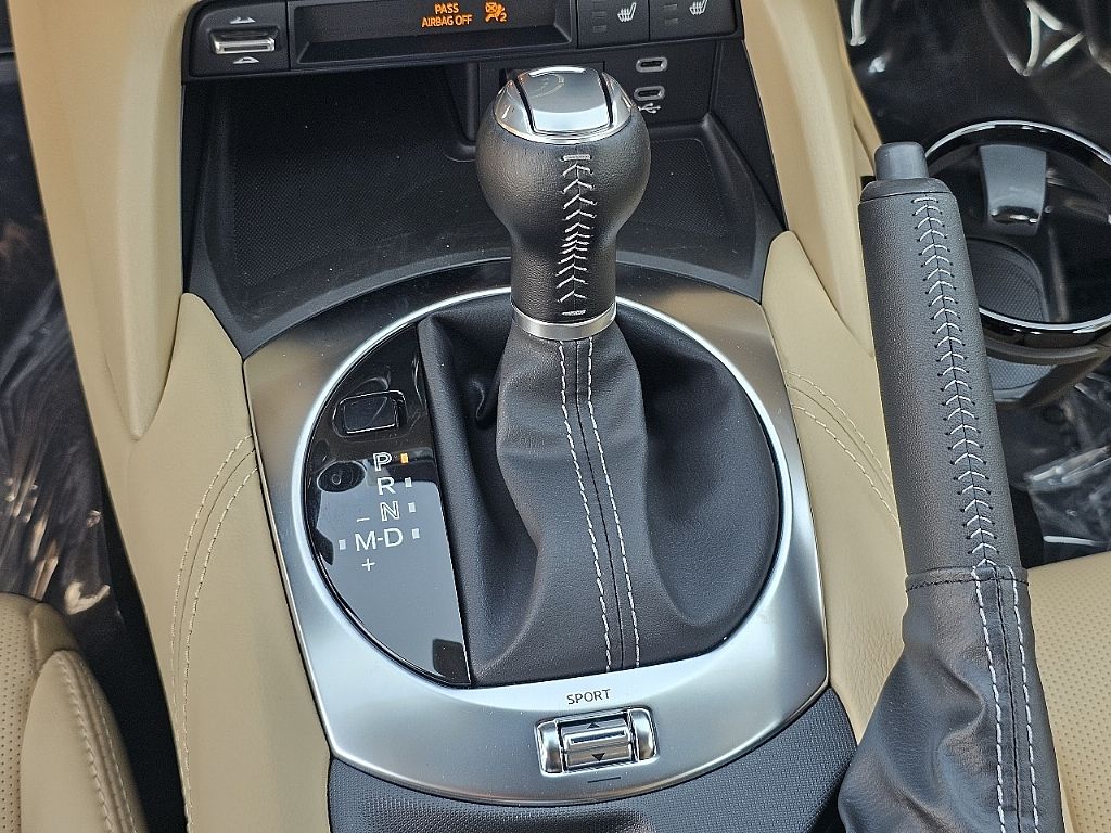 2025 Mazda MX-5 Miata Miata RF Grand Touring photo 23