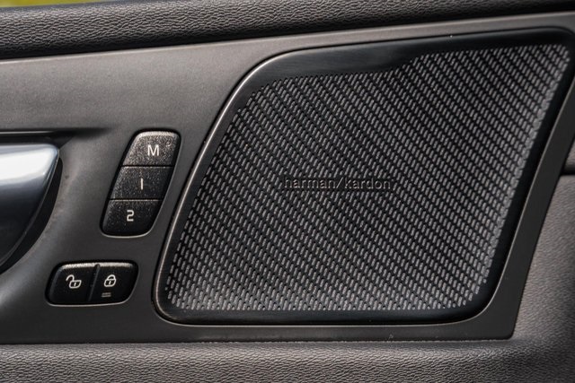 2022 Volvo XC60 Inscription photo 33