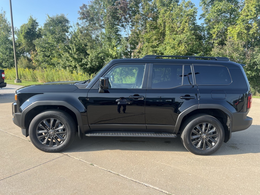 2025 Toyota Land Cruiser Base photo 2