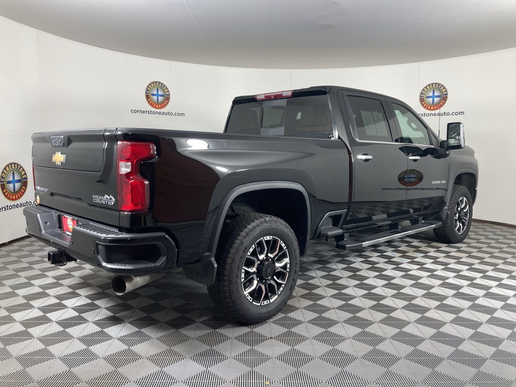 2023 Chevrolet Silverado 2500HD High Country photo 6