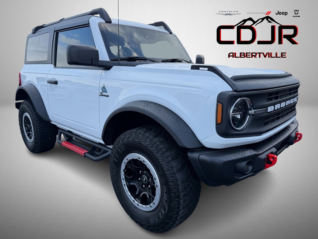 2022 Ford Bronco 2-Door Black Diamond's photo