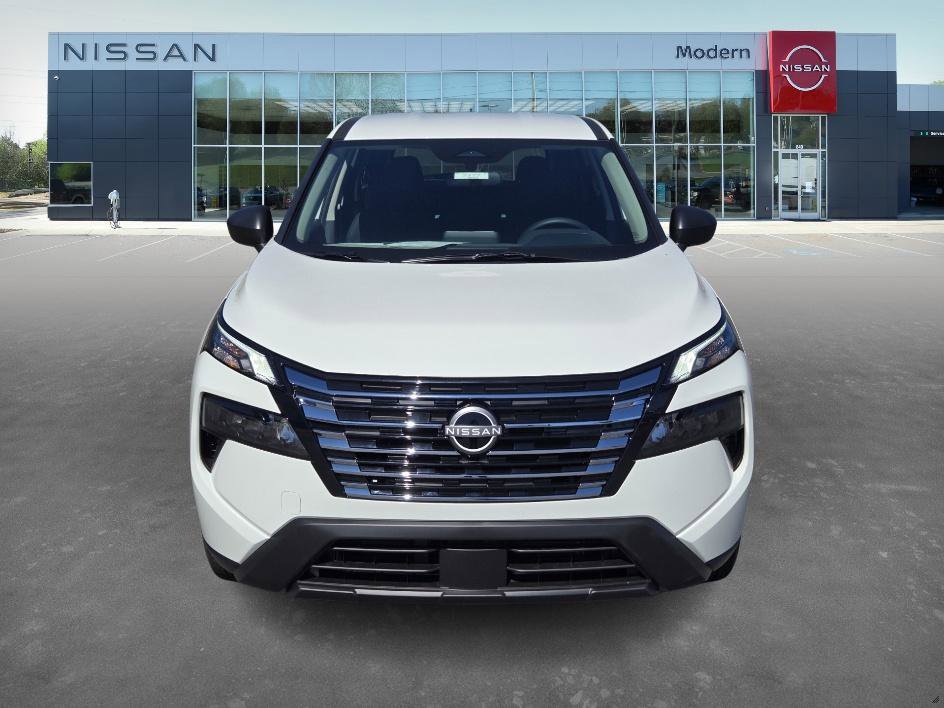 2026 Nissan Rogue S photo 2