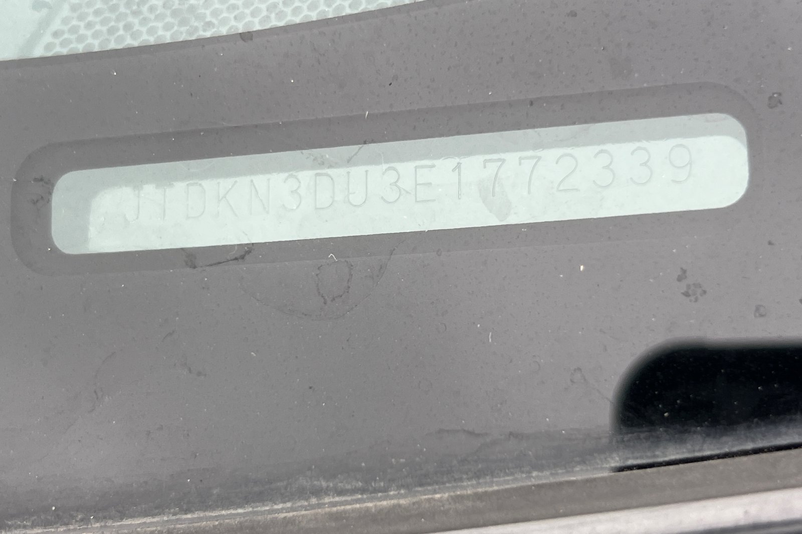 2014 Toyota Prius Five photo 3