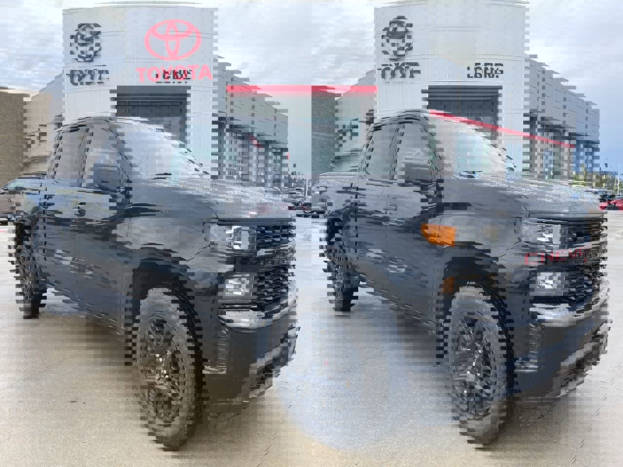 2022 Chevrolet Silverado 1500 Limited Custom's photo