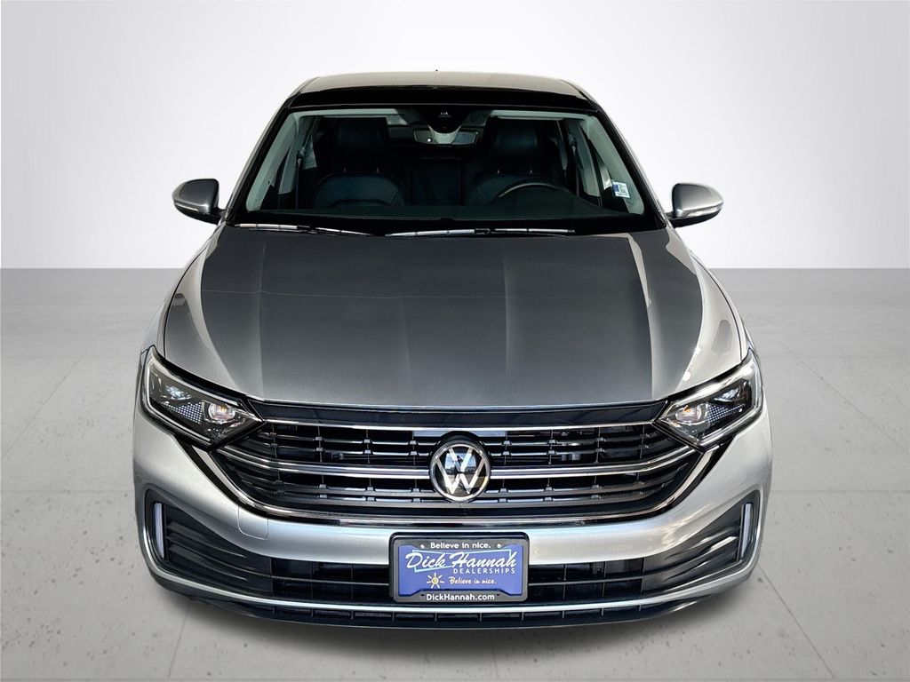 2023 Volkswagen Jetta 1.5T SEL photo 3