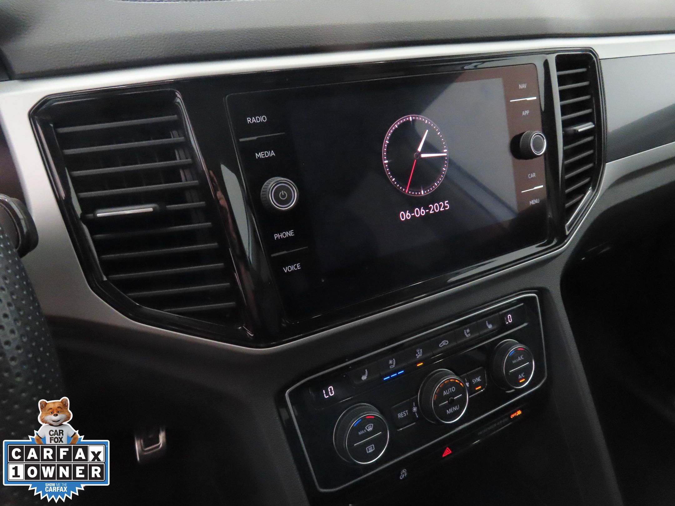 2021 Volkswagen Atlas V6 SEL Premium R-Line photo 16