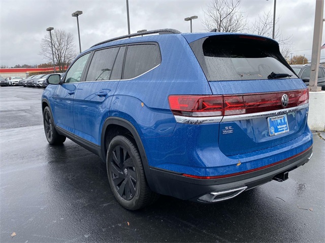 2025 Volkswagen Atlas SE Technology photo 4