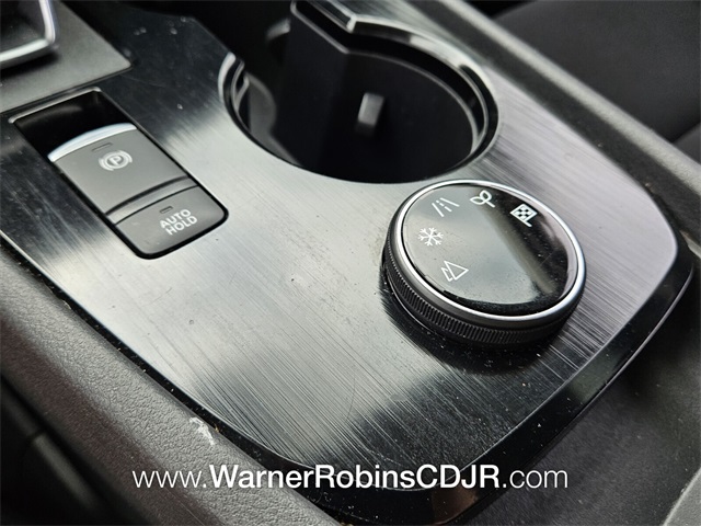 2024 Nissan Rogue S photo 13