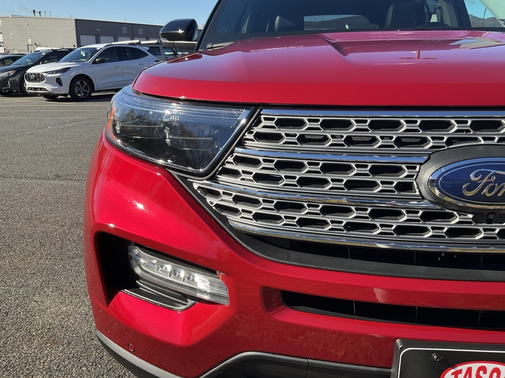 2023 Ford Explorer Limited photo 2
