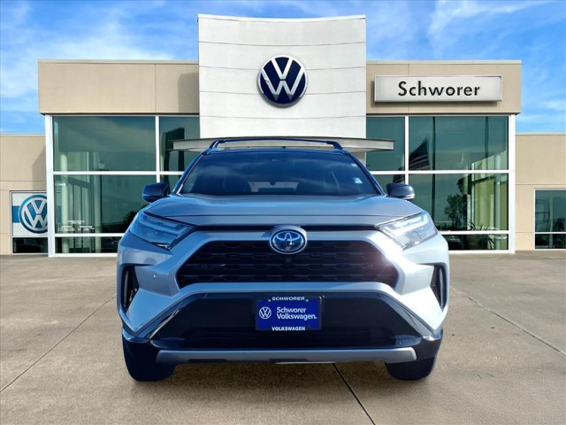 2022 Toyota RAV4 Hybrid XSE photo 4