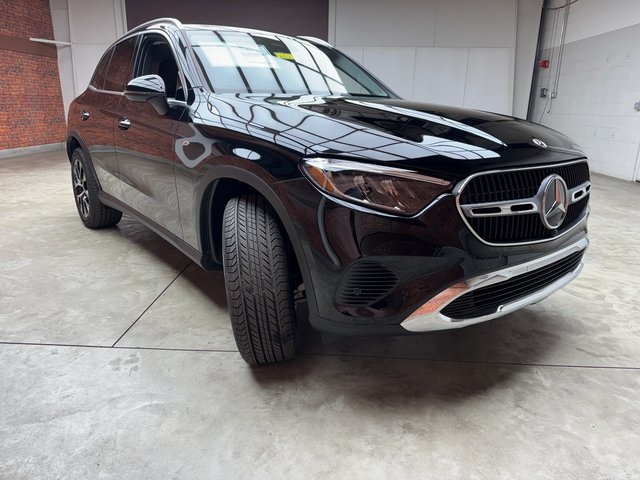 2025 Mercedes Benz GLC 350e 4MATIC photo 7