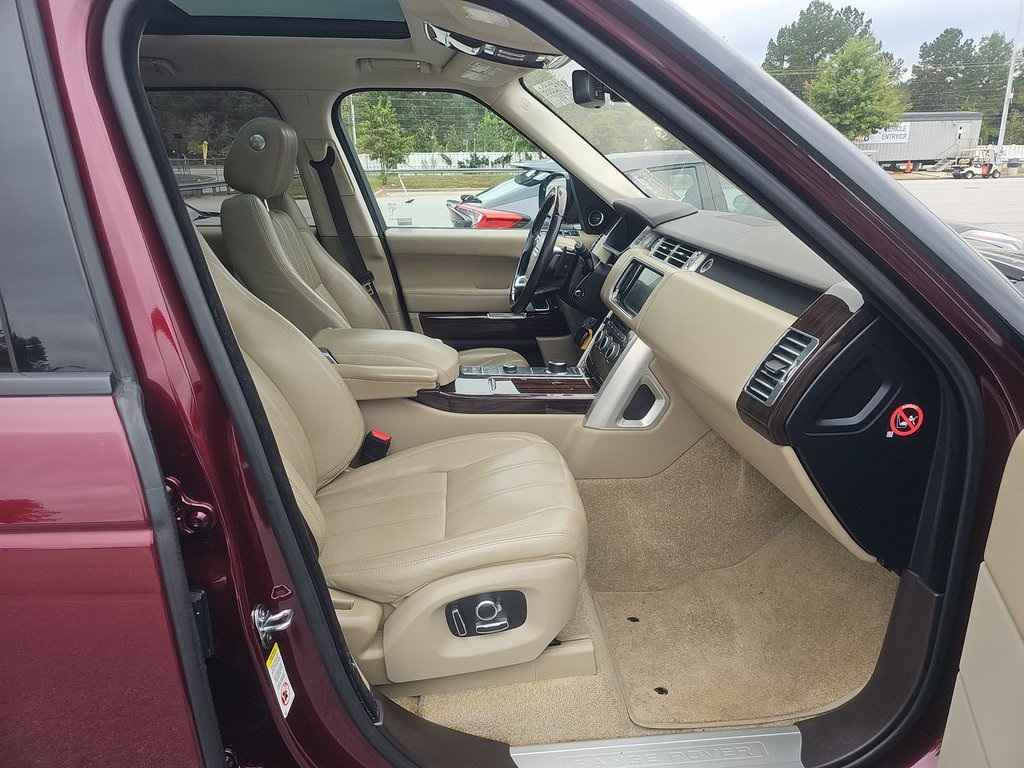 2016 Land Rover Range Rover HSE photo 4