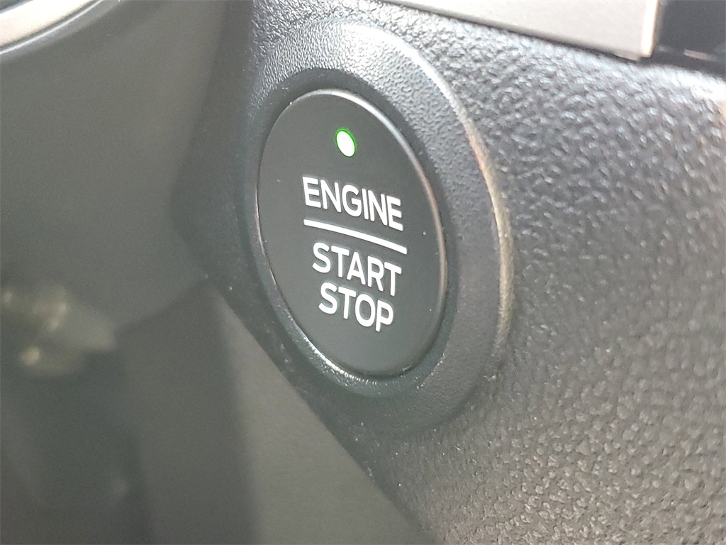 2022 Ford Escape SE photo 14