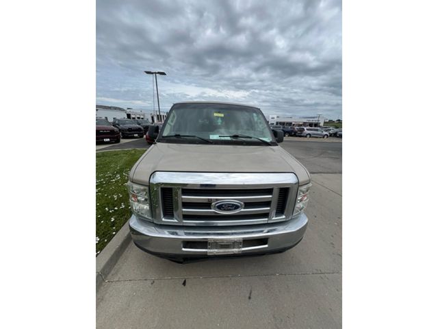 Used 2009 Ford E-Series Econoline Wagon XL with VIN 1FBNE31L39DA54145 for sale in Kansas City