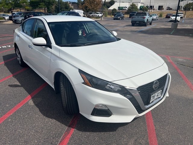 2022 Nissan Altima 2.5 S photo 2
