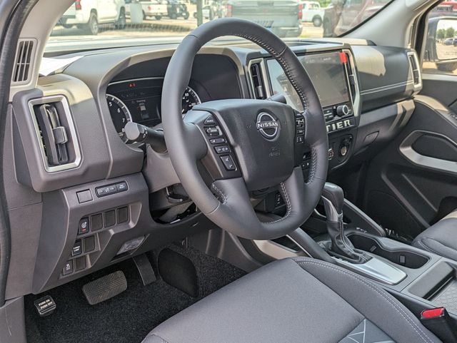 2026 Nissan Frontier SV photo 11