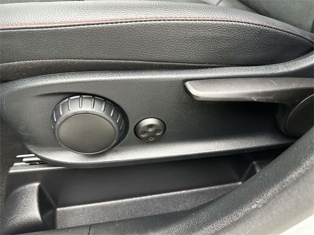 2022 Mercedes Benz GLA 250 4MATIC photo 4