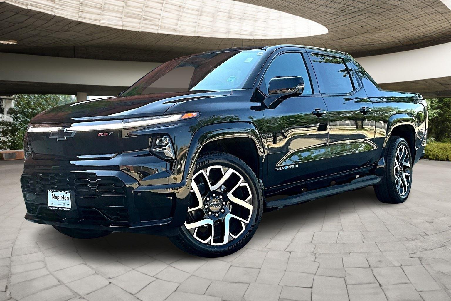 2025 Chevrolet Silverado EV RST's photo