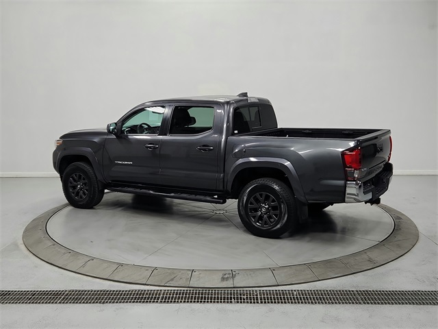 2020 Toyota Tacoma SR5 photo 3