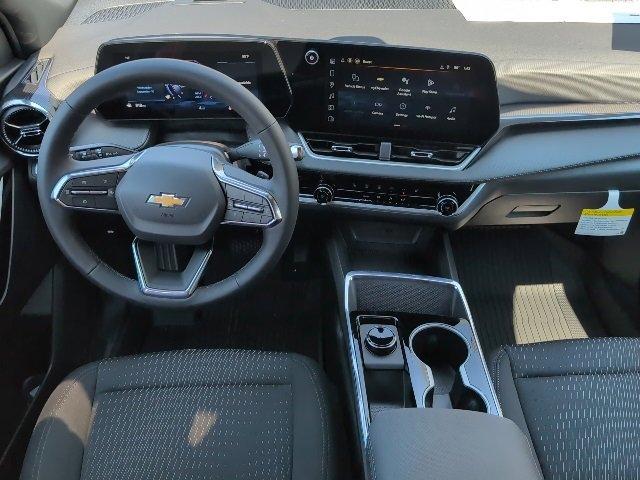 2026 Chevrolet Equinox LT photo 4