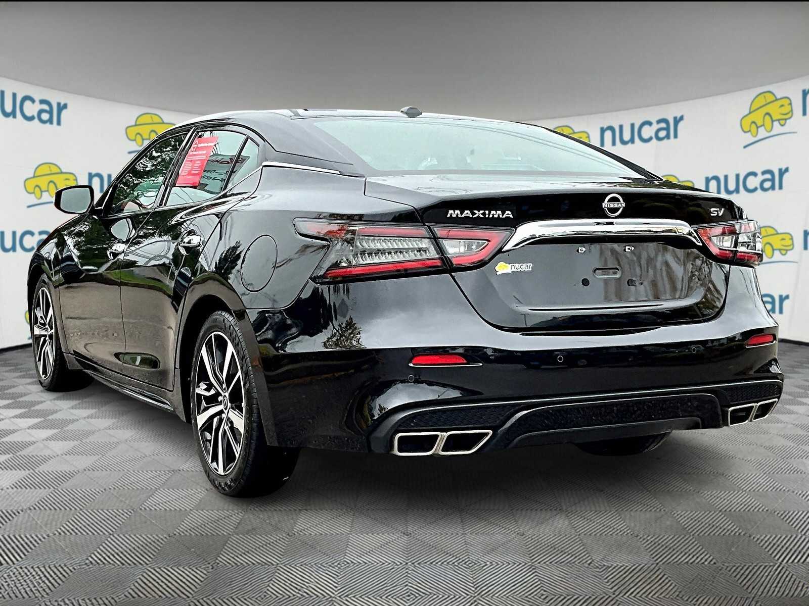 2023 Nissan Maxima SV photo 4