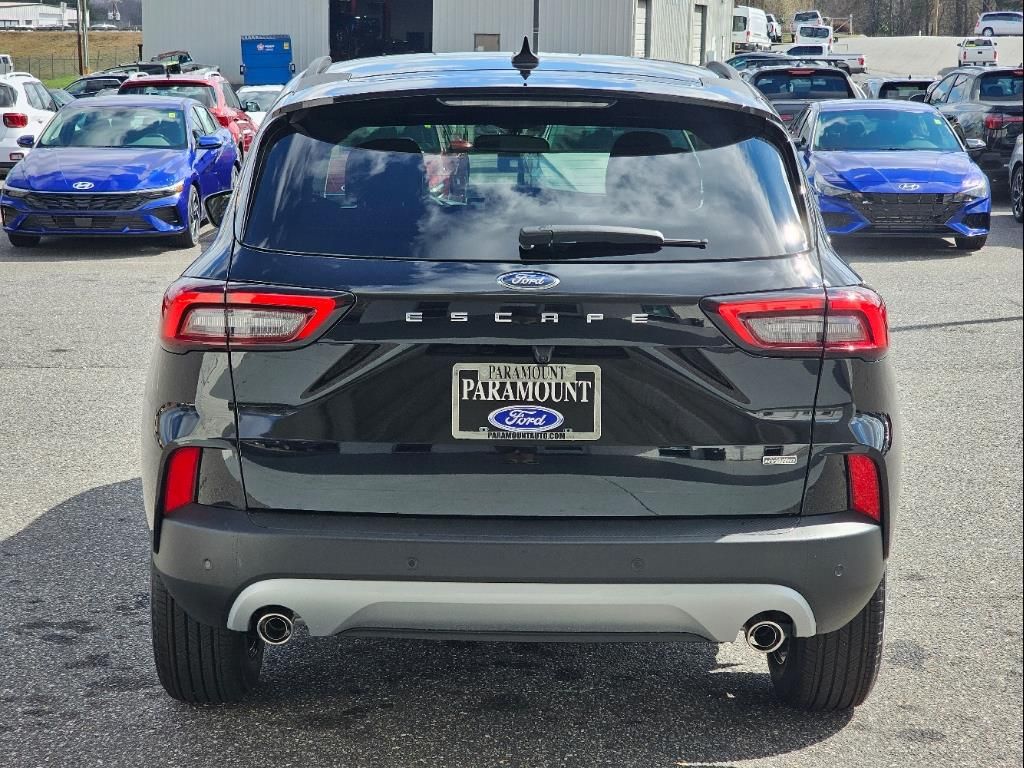 2024 Ford Escape Plug-In Hybrid photo 7